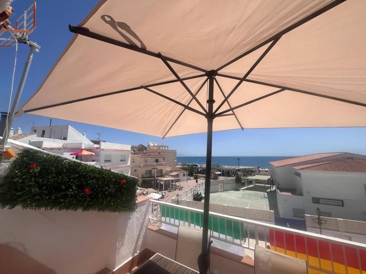 Apartamento Lidia Planta 2, La Carihuela 1ª Linea Playa, Vistas Mar, Buhardilla 1 Dormitorio, 40 M2, 1-3 Huesped, Terraza, Wifi Torremolinos Dış mekan fotoğraf