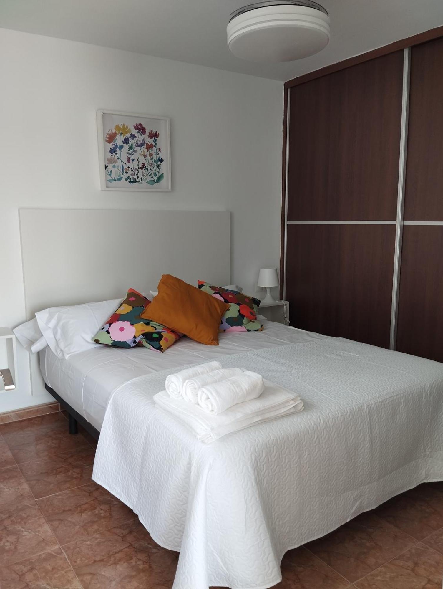 Apartamento Lidia Planta 2, La Carihuela 1ª Linea Playa, Vistas Mar, Buhardilla 1 Dormitorio, 40 M2, 1-3 Huesped, Terraza, Wifi Torremolinos Dış mekan fotoğraf