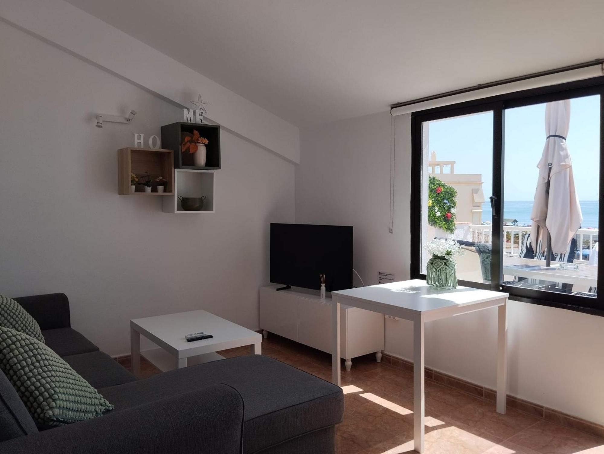 Apartamento Lidia Planta 2, La Carihuela 1ª Linea Playa, Vistas Mar, Buhardilla 1 Dormitorio, 40 M2, 1-3 Huesped, Terraza, Wifi Torremolinos Dış mekan fotoğraf